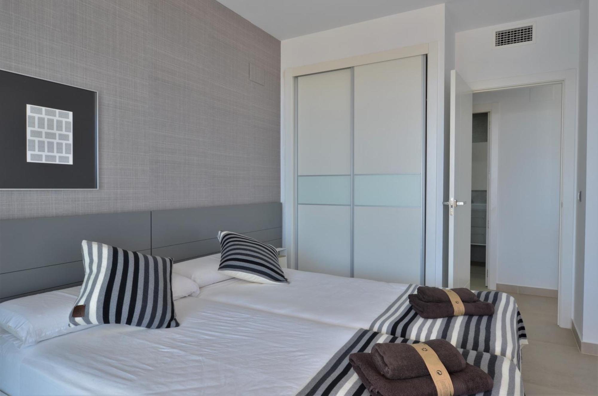 Infinity View Apartments By Nras Arenales del Sol Habitación foto